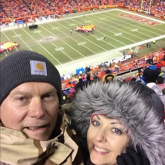 Meet your Posher, Crystal - Picture 2 of 4